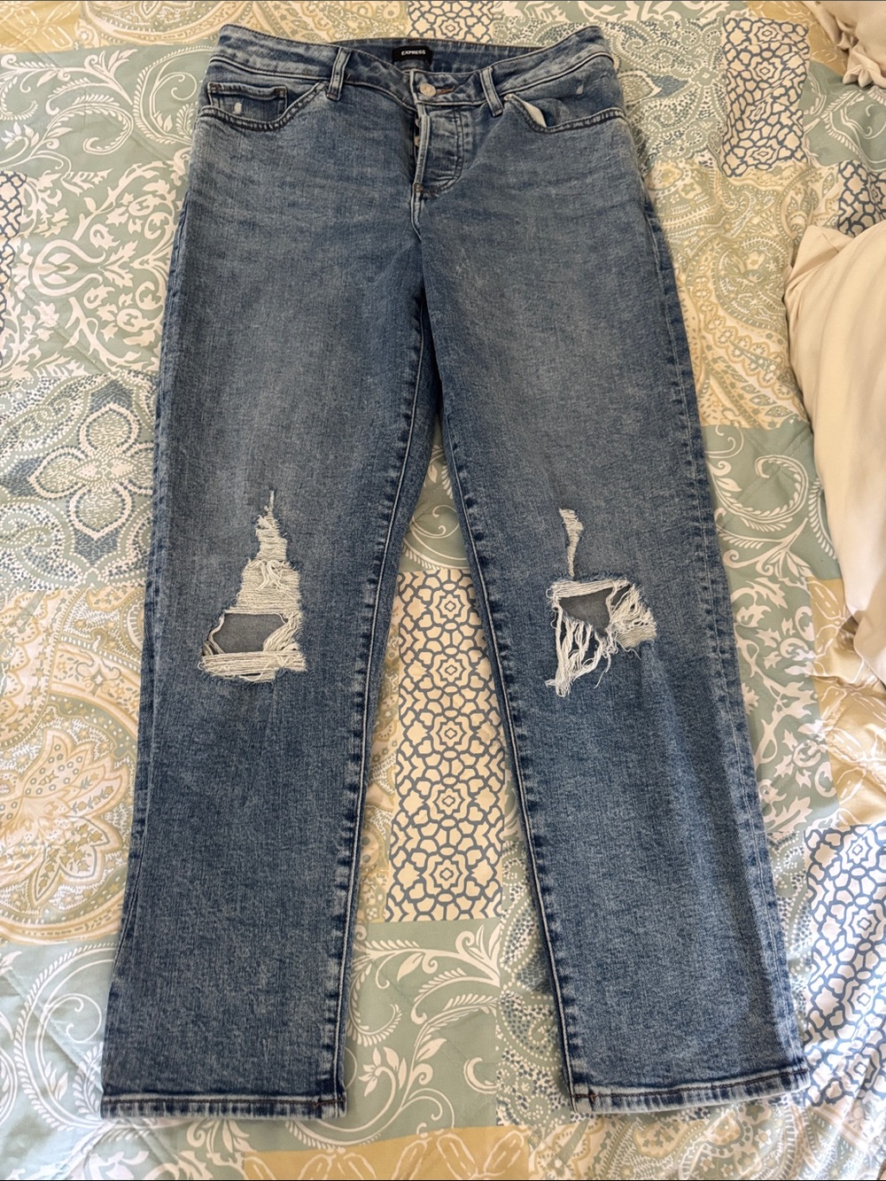 Express Women's Distressed Light Blue Mid Rise Jeans